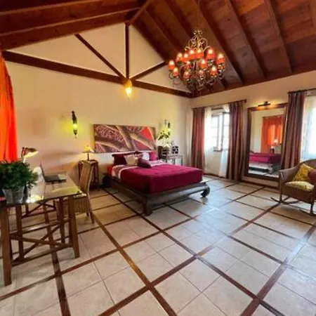 Casa De Lujo Y Mucho Encanto Hotel